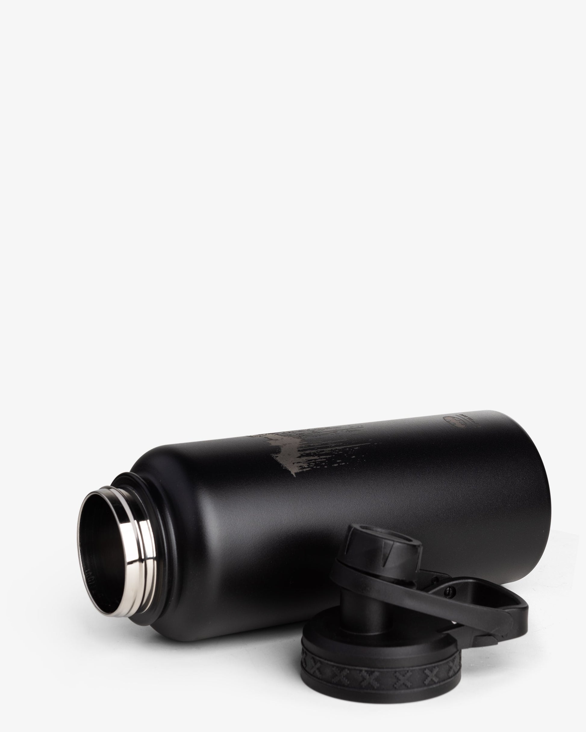 bohtal-insulated-sports-bottle-batman-dripping-logo-b1 Bohtal_Insulated_Sports_Bottle_Batman_Dripping_Logo_unassambled.jpg