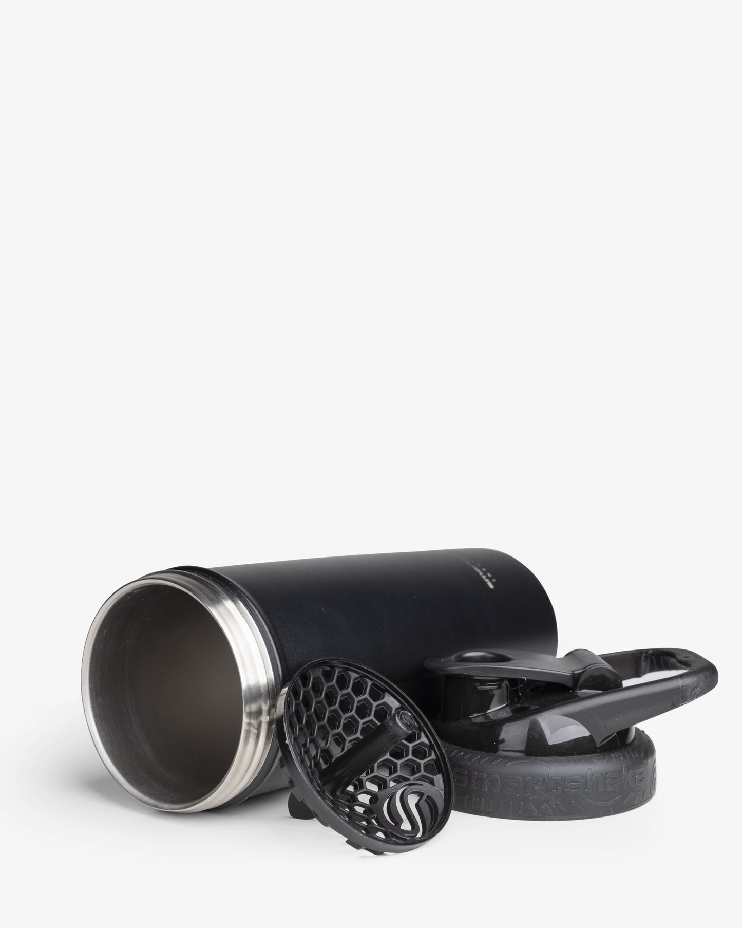 insulated-steel-shaker-black-p4 Smartshake_Insulated_Steel_Black_assambled.jpg