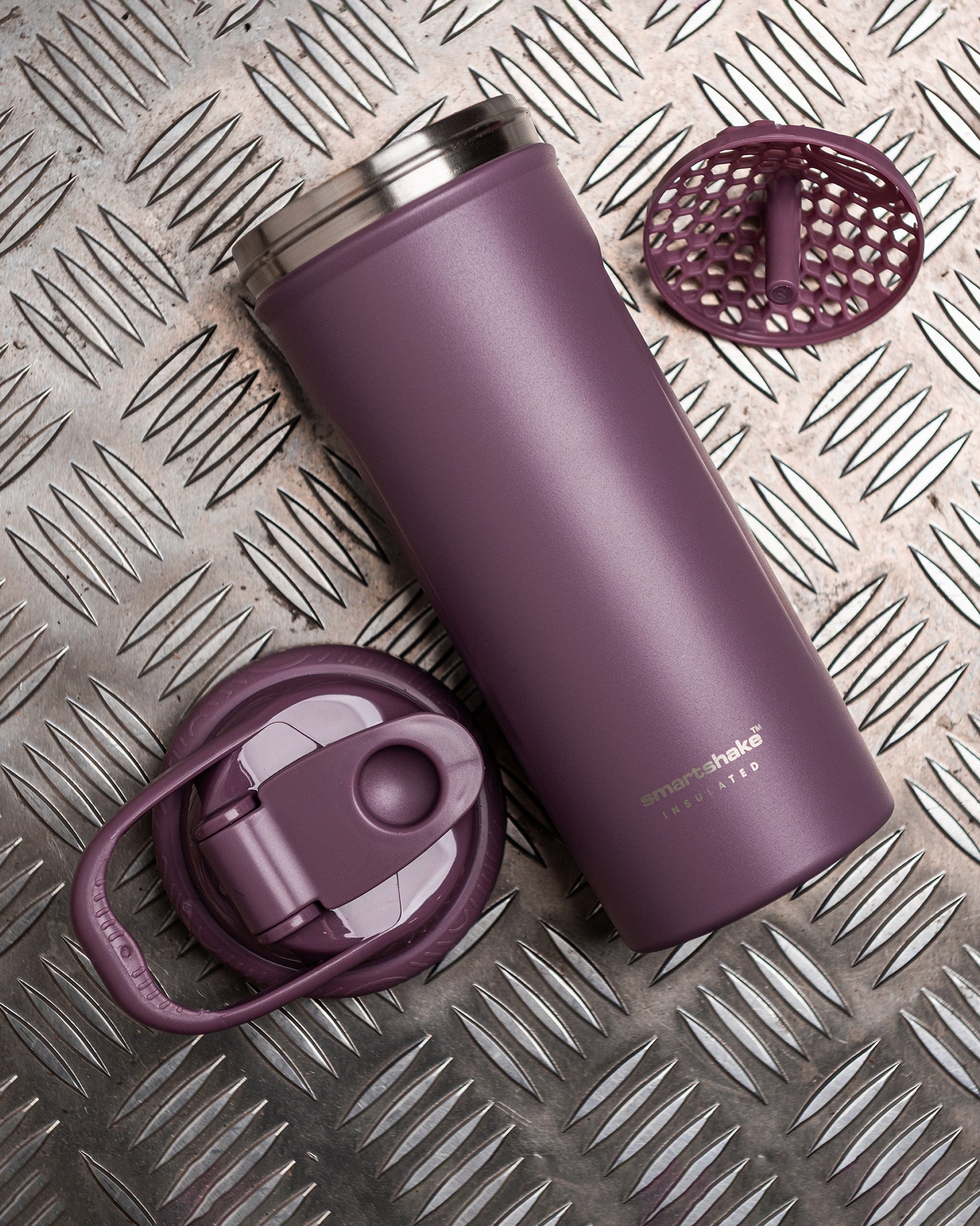 insulated-steel-shaker-dusty-plum-l6 Smartshake_Insulated_Steel_Dusty_Plum_Lifestyle.jpg