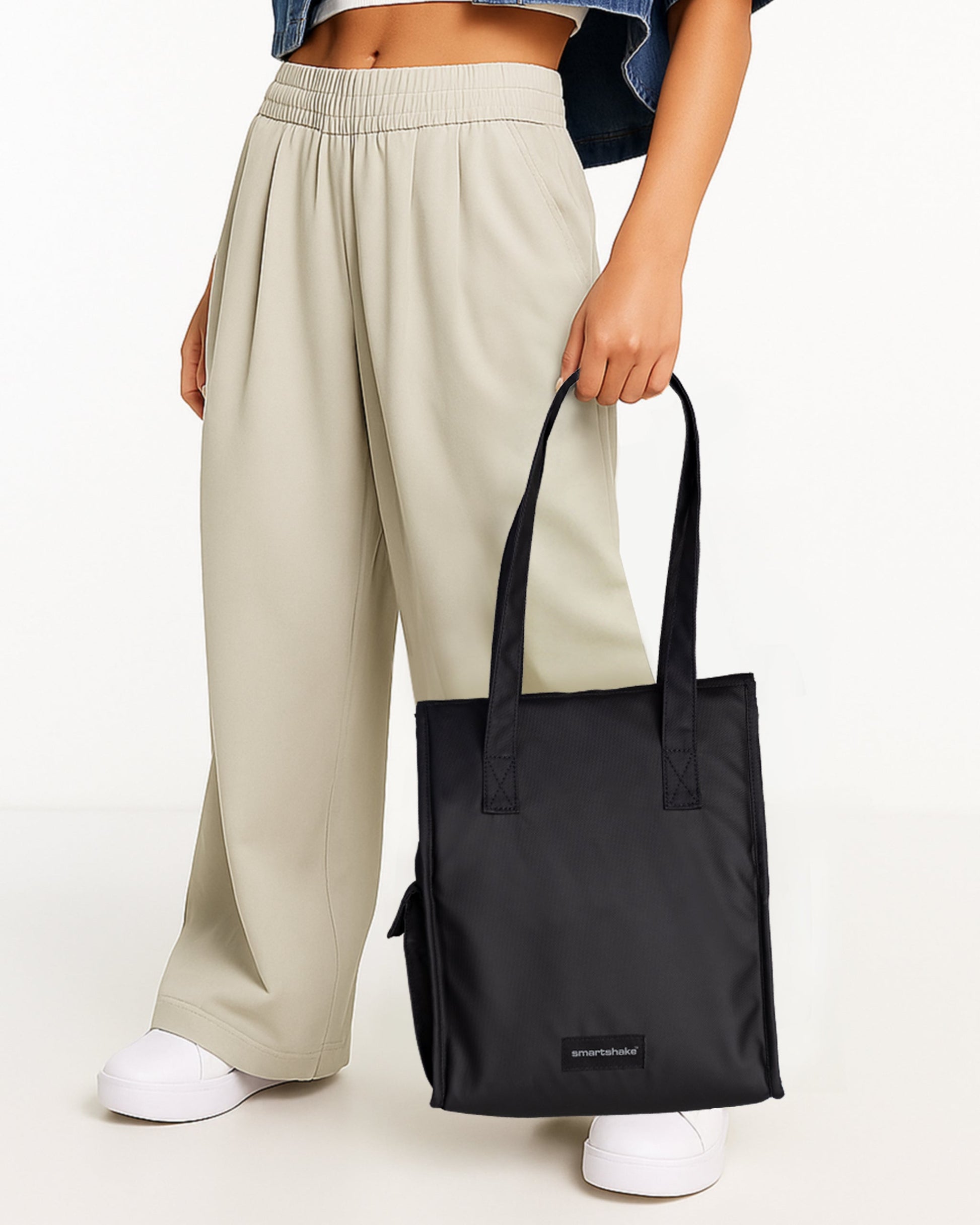 lunch-tote-bag-v4 Smartshake_Lunch_Tote_Bag_lifestyle.jpg