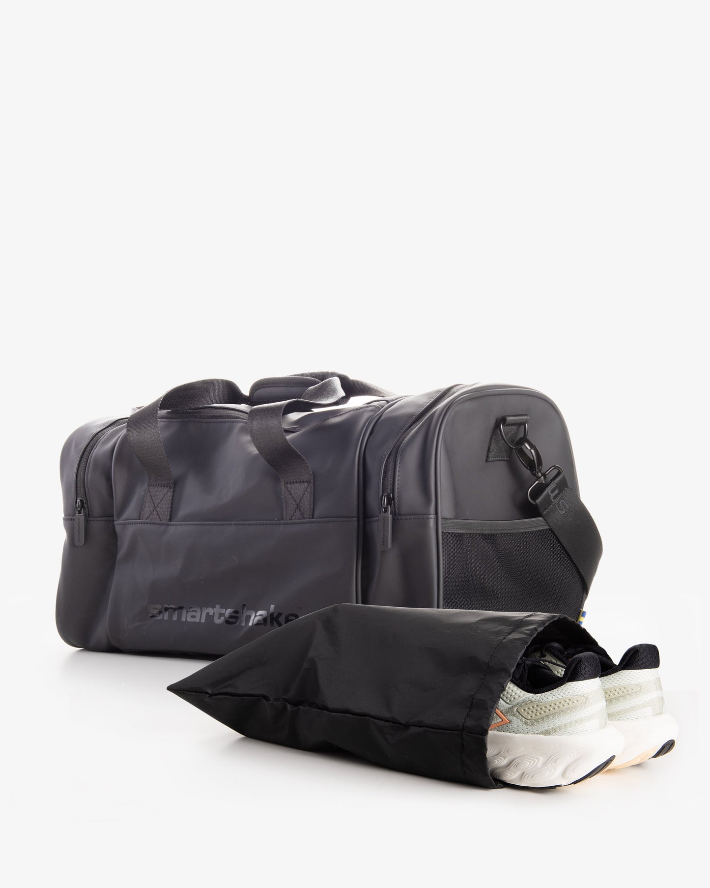 gym-bag-black-m5 Smartshake_gym_bag_Black_unassamled_24a00c8d-f290-45f6-bb42-151f345784ff.jpg