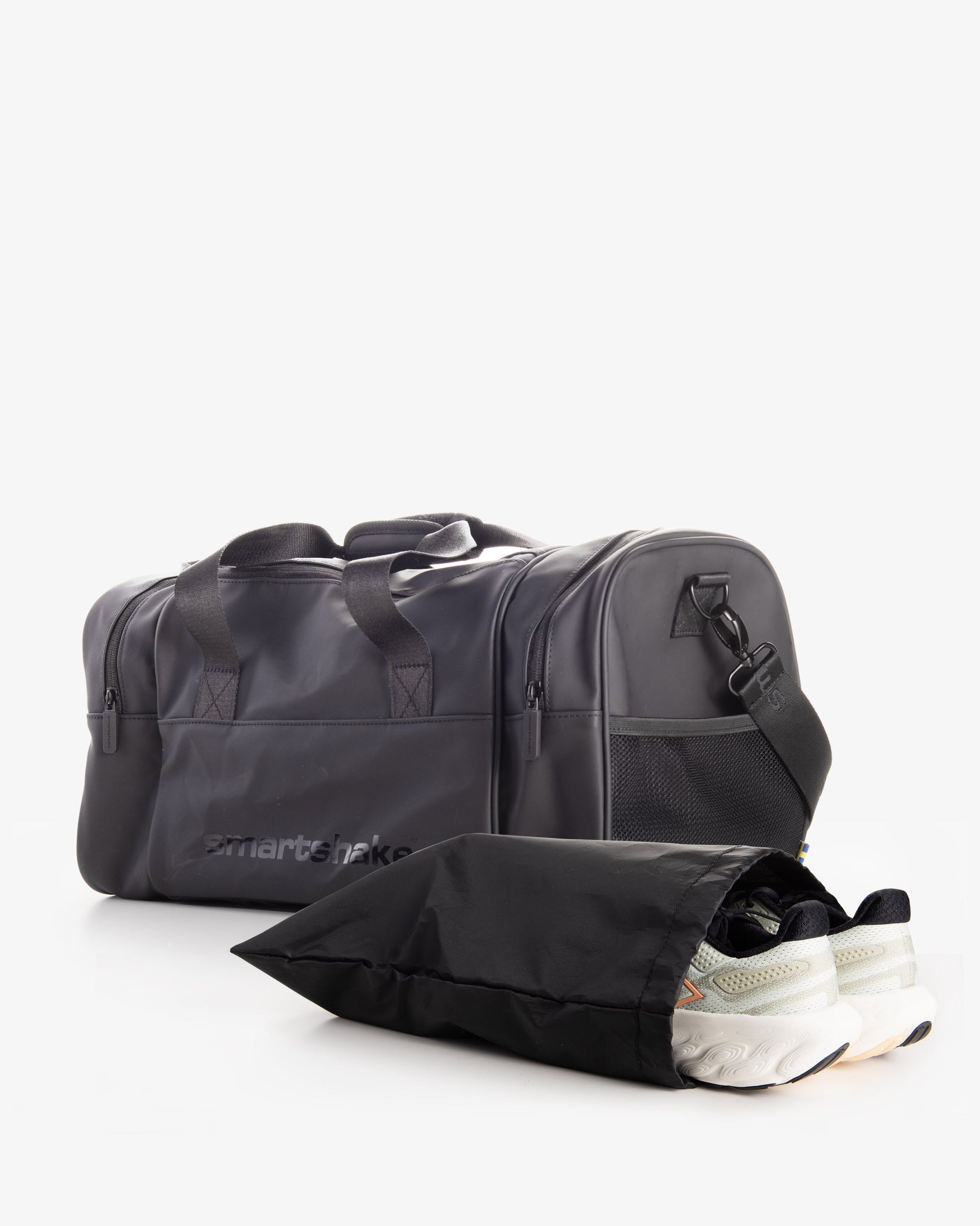 gym-bag-black-m5 Smartshake_gym_bag_Black_unassamled_24a00c8d-f290-45f6-bb42-151f345784ff.jpg