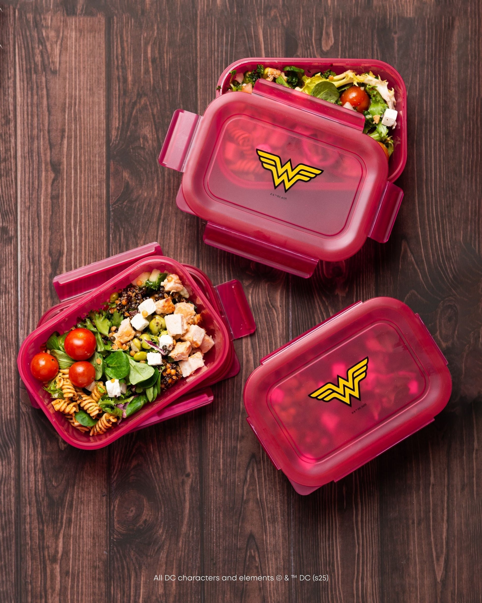 food-storage-container-wonder-woman-q0 WonderWoman_lifestyle.jpg
